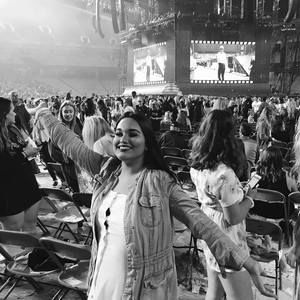 Meet your Posher, Karina